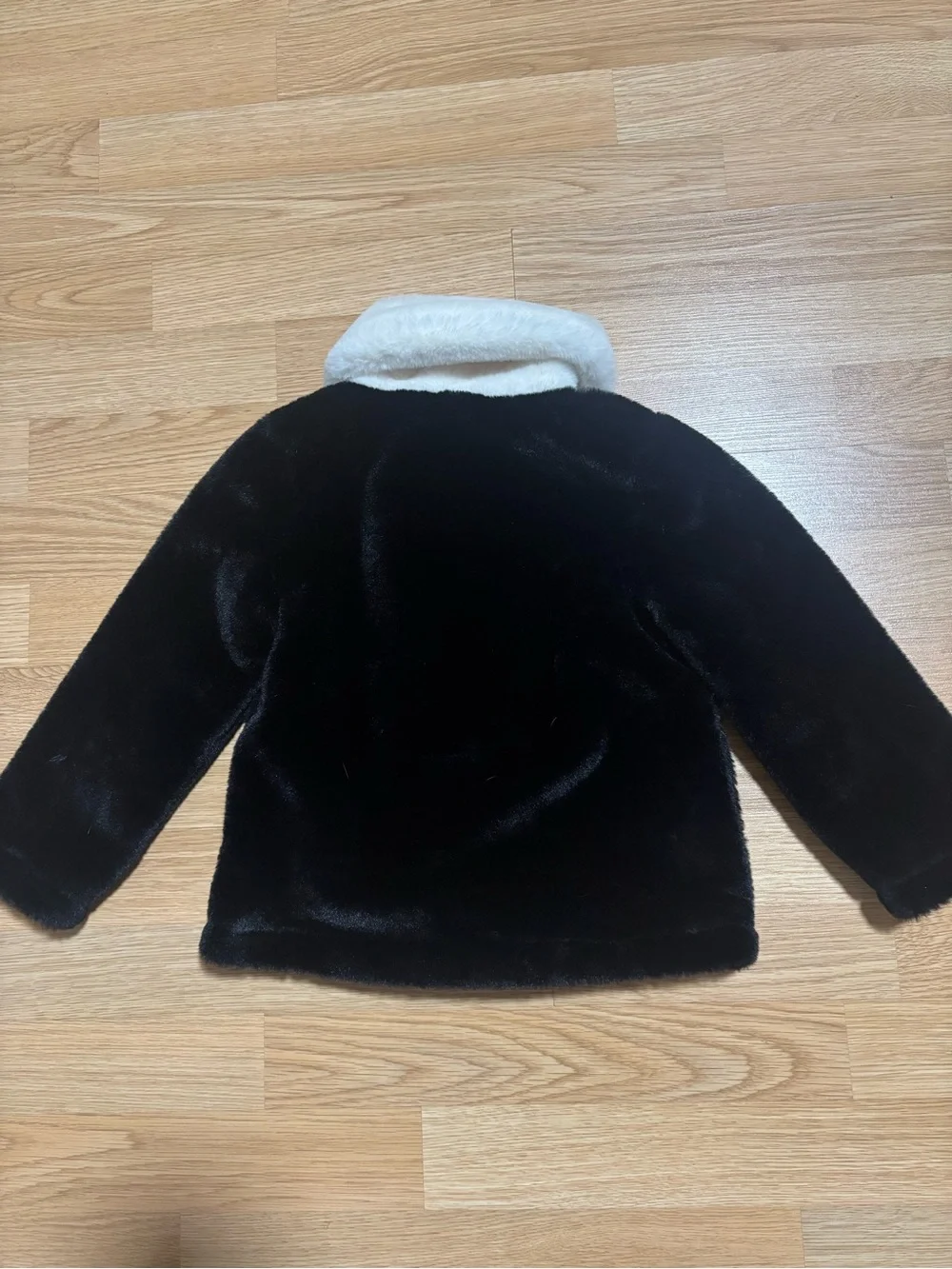 “Matilda Jane” faux fur coat size 4 in great condition